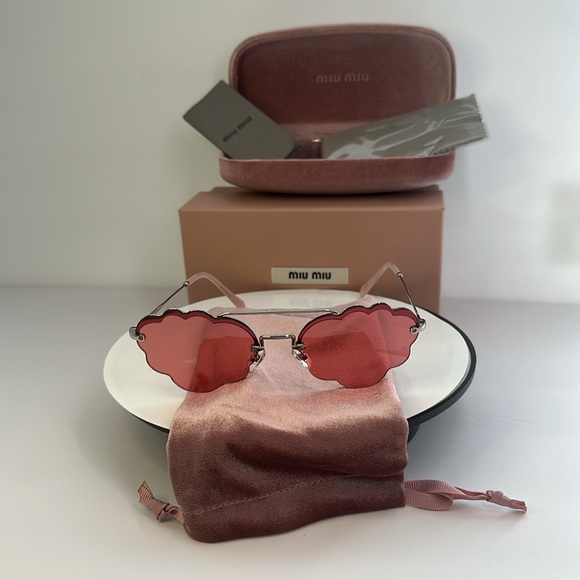 💯- New Authentic MIU MIU MU57U Irregular-Frame Sunglasses - Picture 16 of 16